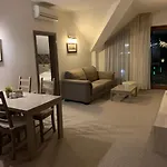 Granat Next To Lift Apartamento