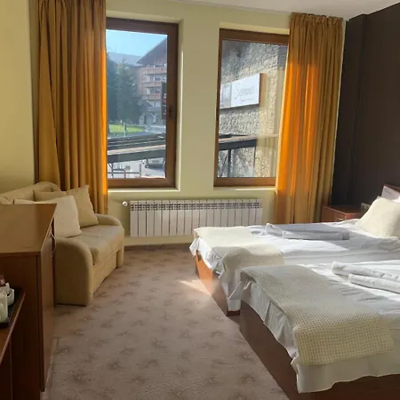 Granat Next To Lift By Bookvillabg Apartment *