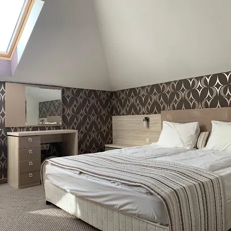 Apartment Granat Next To Lift By Bookvillabg *