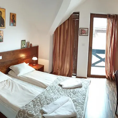 Granat Next To Lift By Bookvillabg Apartment