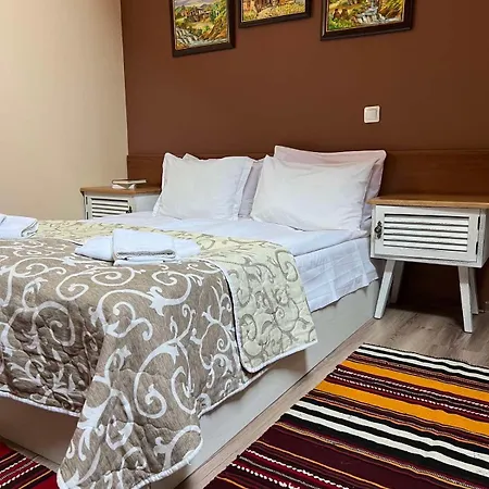 Apartment Granat Next To Lift By Bookvillabg Bansko