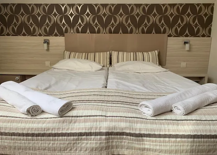 Granat Next To Lift Apartment *